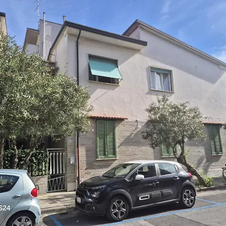 Apartament Casa Roberta Viareggio